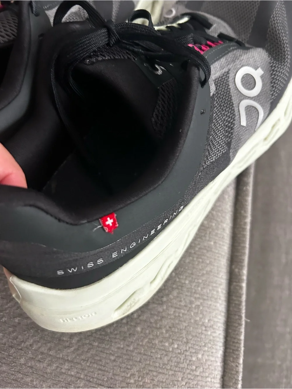 ON Running Women's Cloudsurfer Next Shoes, Black/Lima, US 11